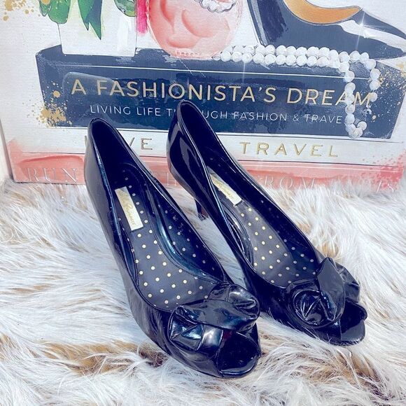 LULU GUINNESS Chic Black Patent Leather Heels with Bow‎ Sz 39